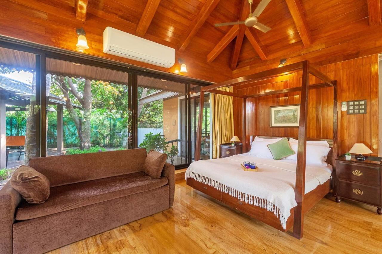 Stayvista'S Casa Palmera - Pet-Friendly Villa With Pool, Garden With Gazebo, And Indoor & Outdoor Games 알리바그 외부 사진