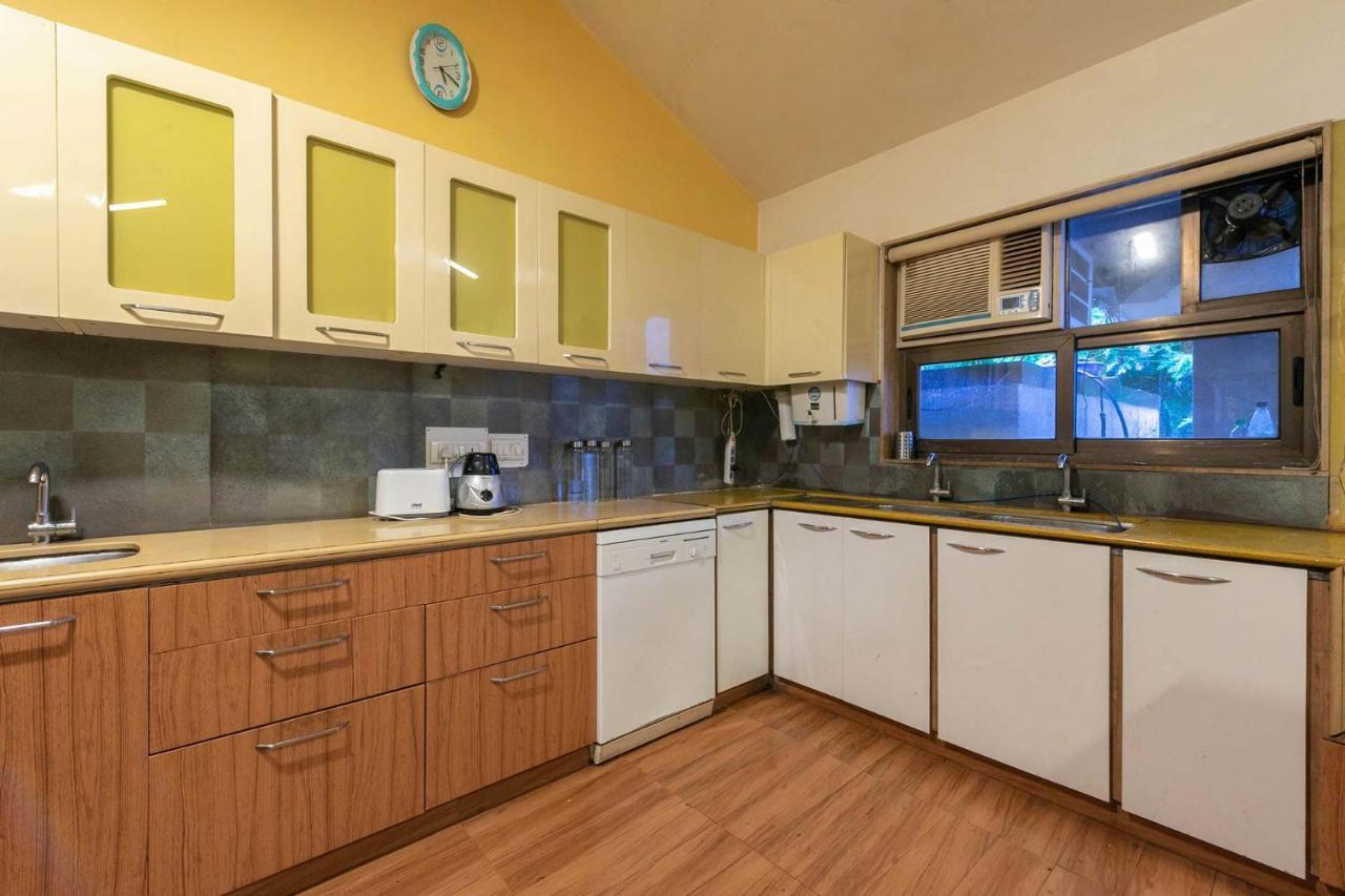 Stayvista'S Casa Palmera - Pet-Friendly Villa With Pool, Garden With Gazebo, And Indoor & Outdoor Games 알리바그 외부 사진