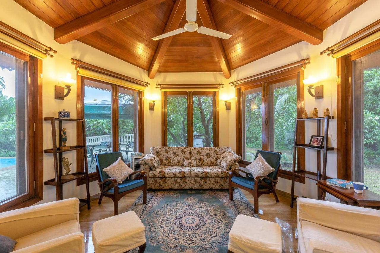Stayvista'S Casa Palmera - Pet-Friendly Villa With Pool, Garden With Gazebo, And Indoor & Outdoor Games 알리바그 외부 사진