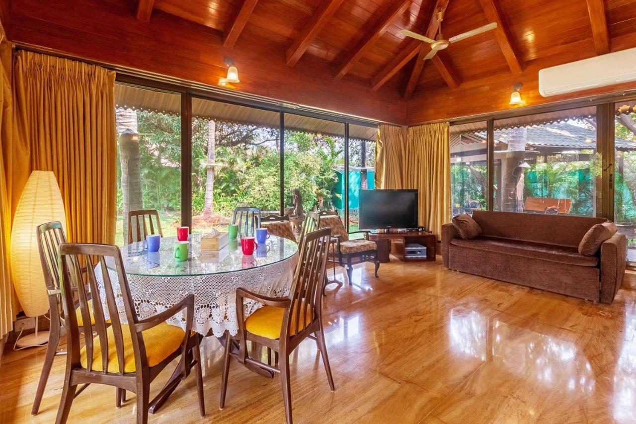 Stayvista'S Casa Palmera - Pet-Friendly Villa With Pool, Garden With Gazebo, And Indoor & Outdoor Games 알리바그 외부 사진
