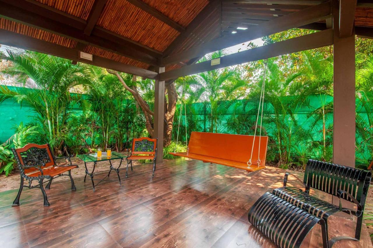 Stayvista'S Casa Palmera - Pet-Friendly Villa With Pool, Garden With Gazebo, And Indoor & Outdoor Games 알리바그 외부 사진