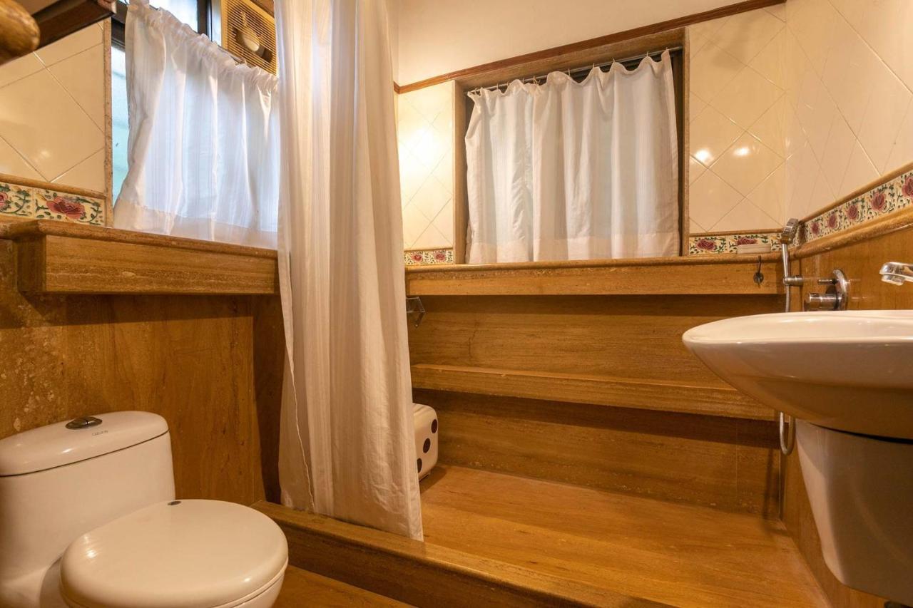 Stayvista'S Casa Palmera - Pet-Friendly Villa With Pool, Garden With Gazebo, And Indoor & Outdoor Games 알리바그 외부 사진
